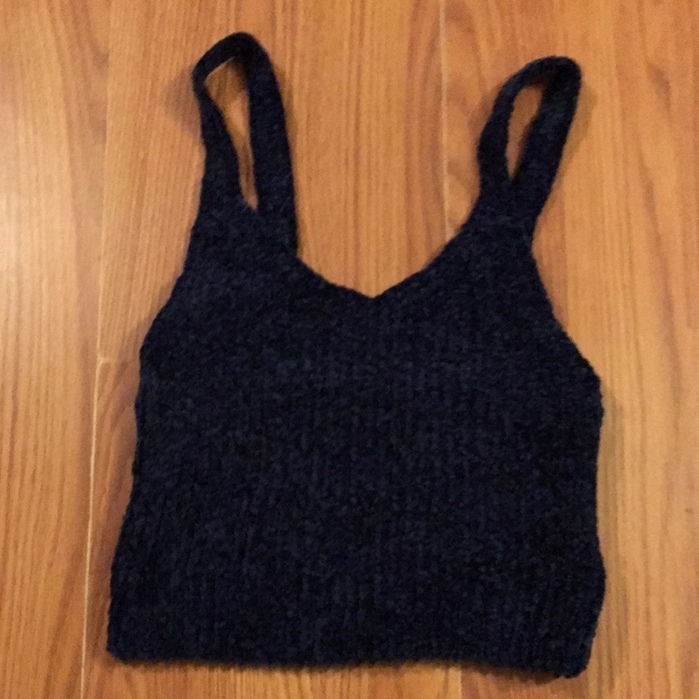 Victoria’s Secret Sweater Halter top size XS (K)